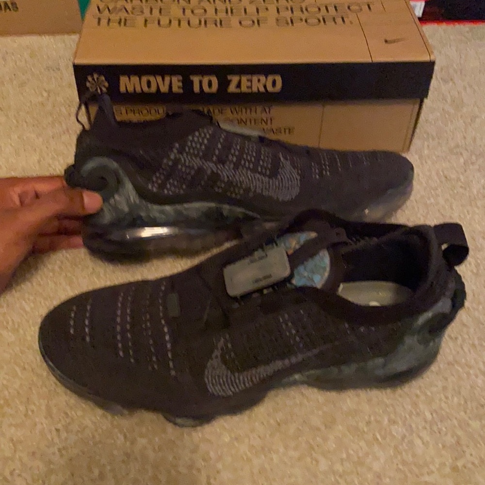 2020 Nike Vapormax Flyknit “Dark Grey”